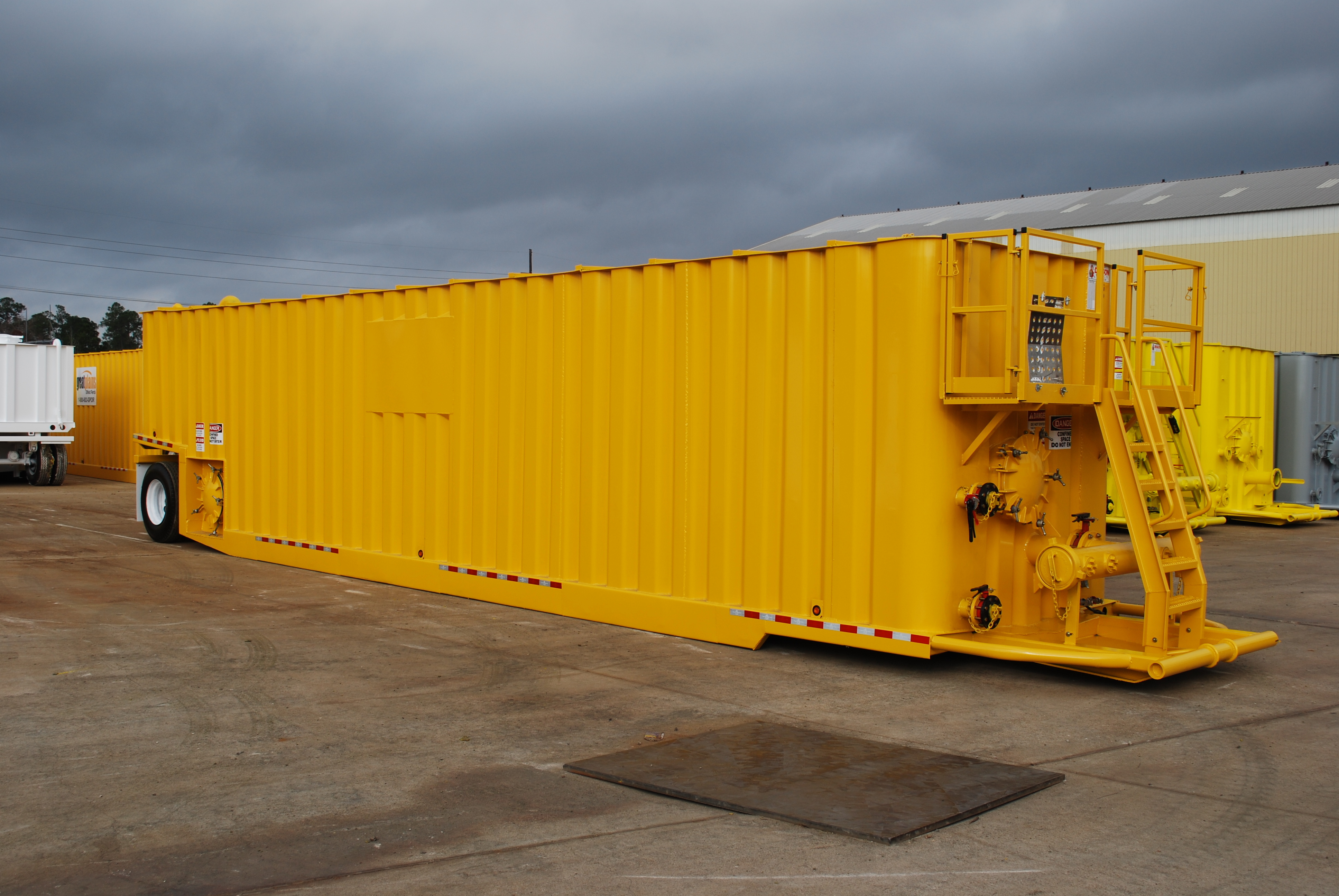500 BBL Corrugated Wall V-Bottom